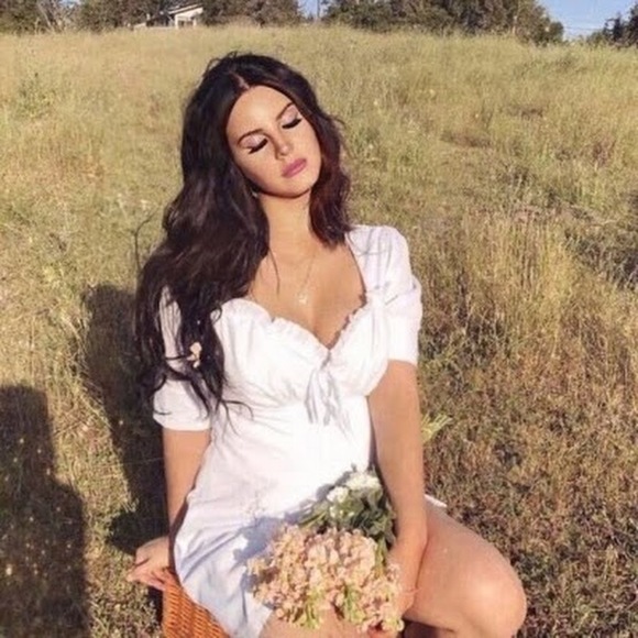 Meet your Posher, Sarah - Picture 1 of 1